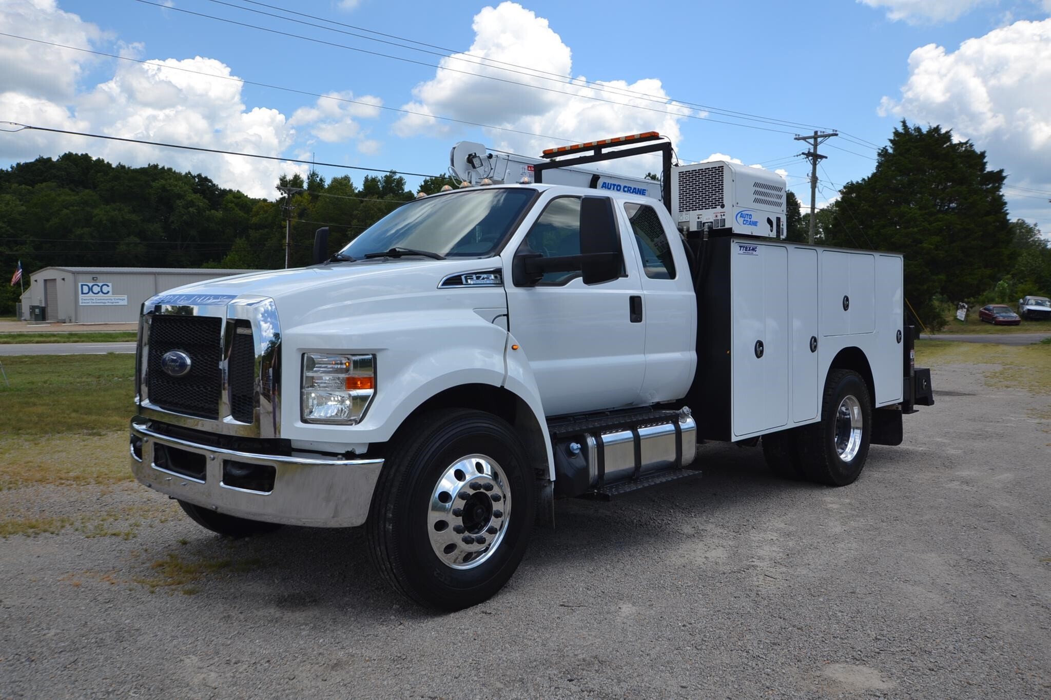 2017 FORD F750 in Ringgold, VA