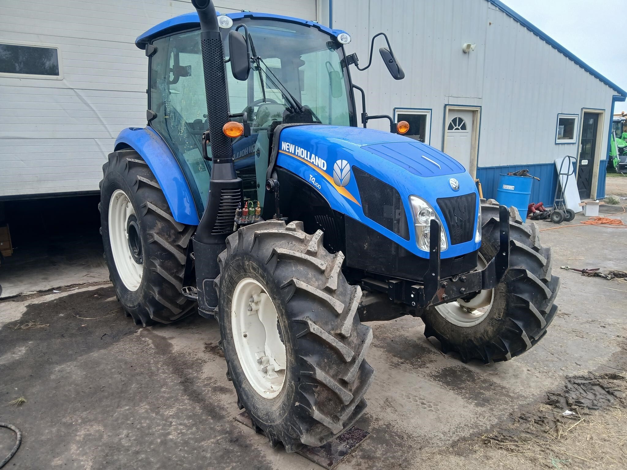 2018 NEW HOLLAND T4.100 in Colfax, ND