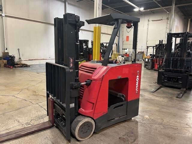 2020 RAYMOND 425C40TT in Batavia, IL