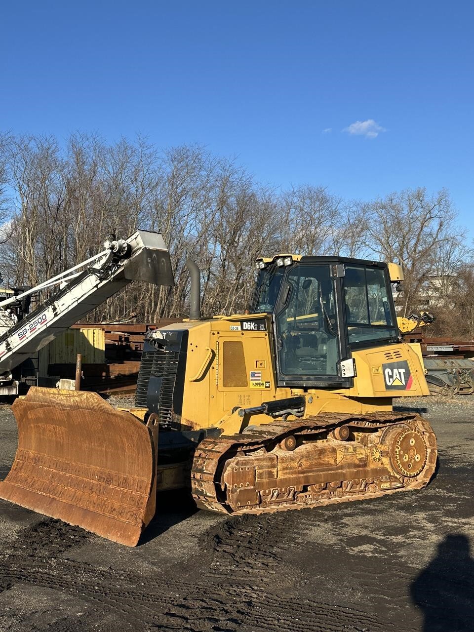 2015 CATERPILLAR D6K2 XL in North Haven, CT