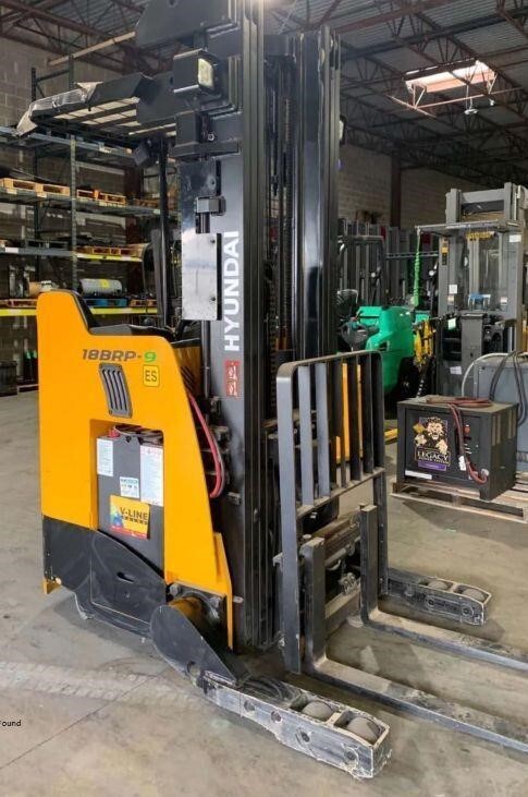2012 HYUNDAI 18BRP-7 in Denver, CO