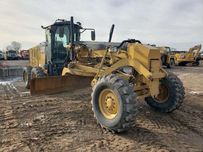 2014 CATERPILLAR 12M3 in Caledonia, NY