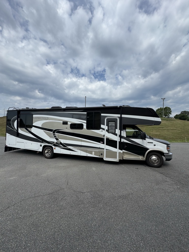 2019 Coachmen LEPRECHAUN 319MBF in yadkinville NC