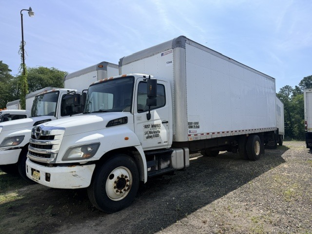 2017 HINO 268A in Egg Harbor City, NJ