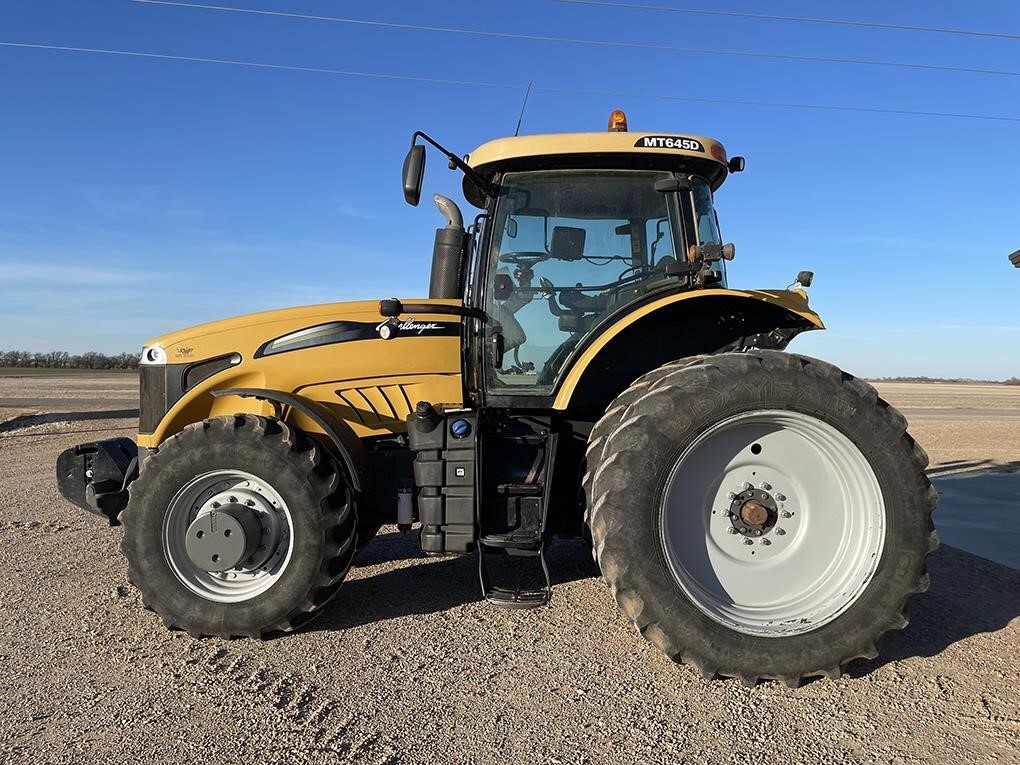 2013 CHALLENGER MT645D in Mount Hope, KS