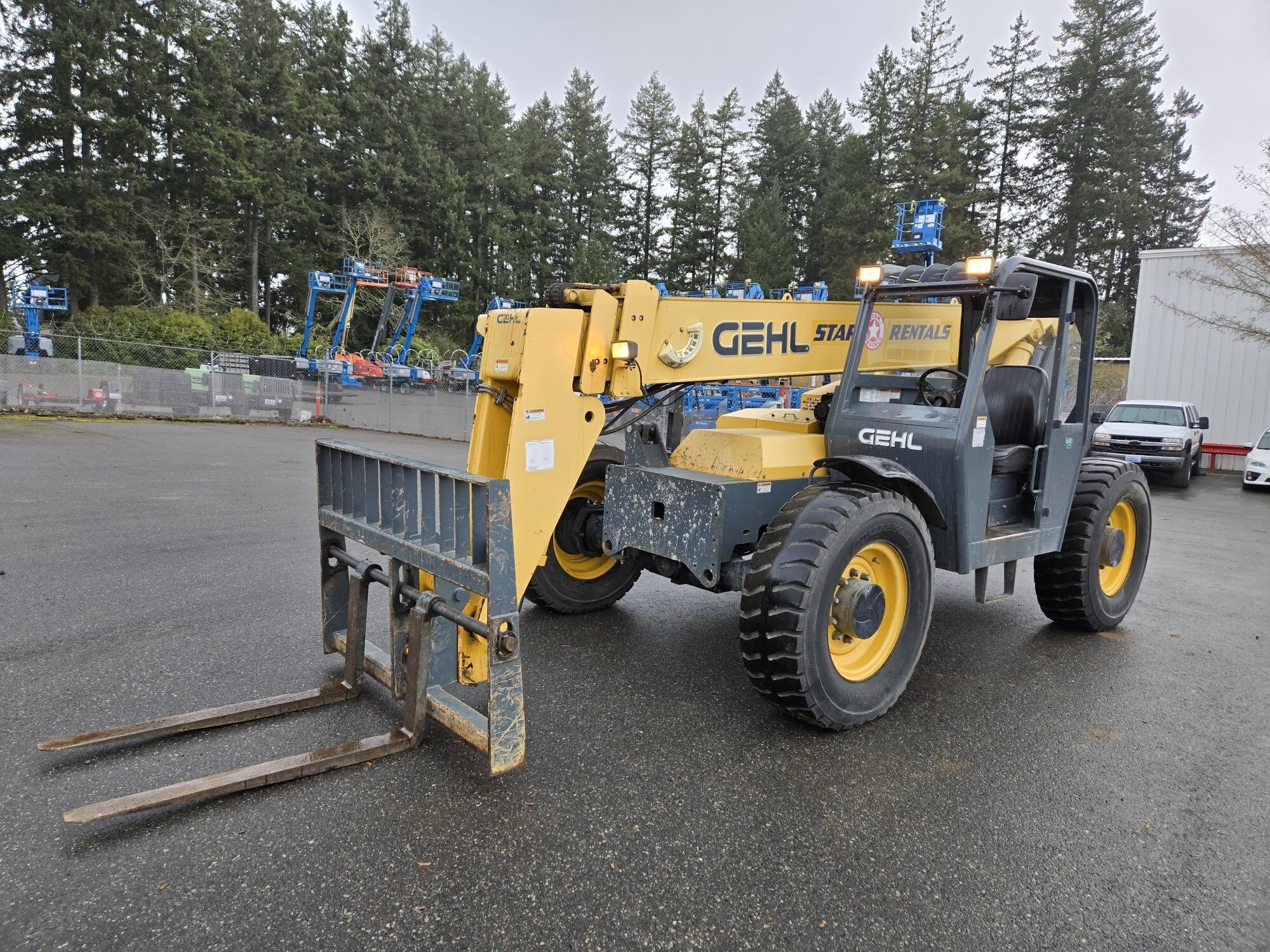2017 GEHL RS8-42 GEN 3 in Portland, OR