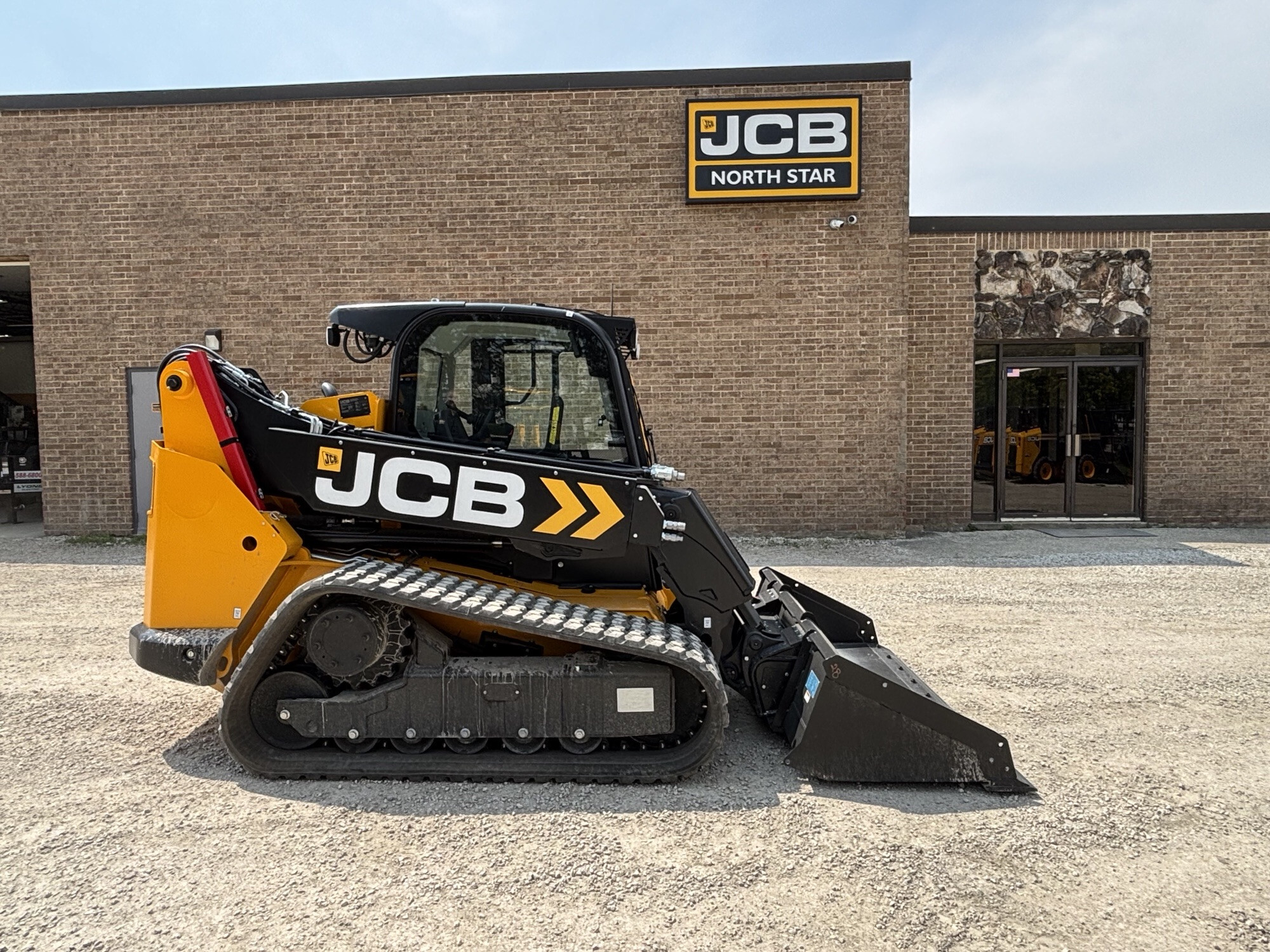 2026 JCB 3TS-8T