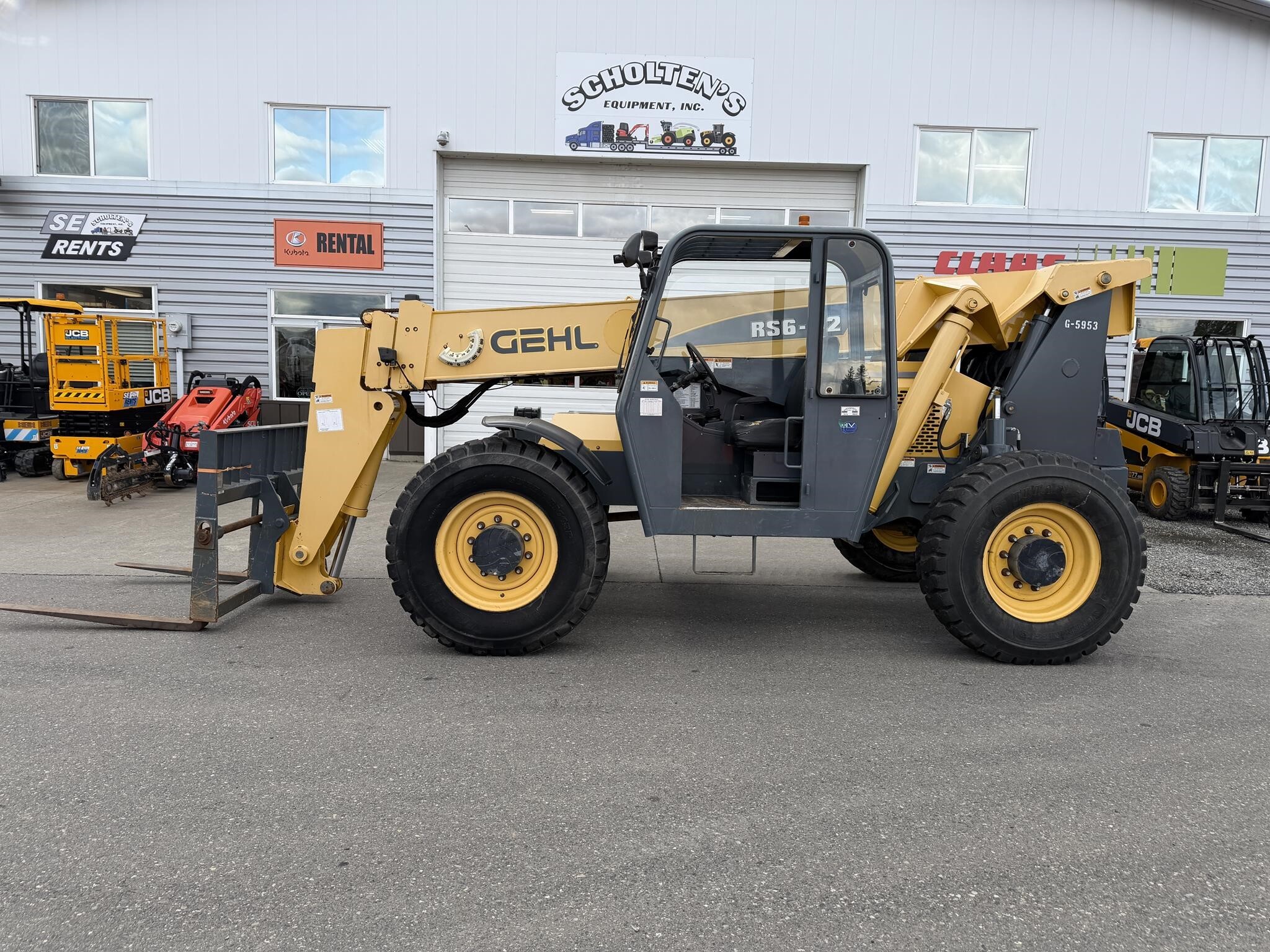 GEHL RS6-42 in Lynden, WA