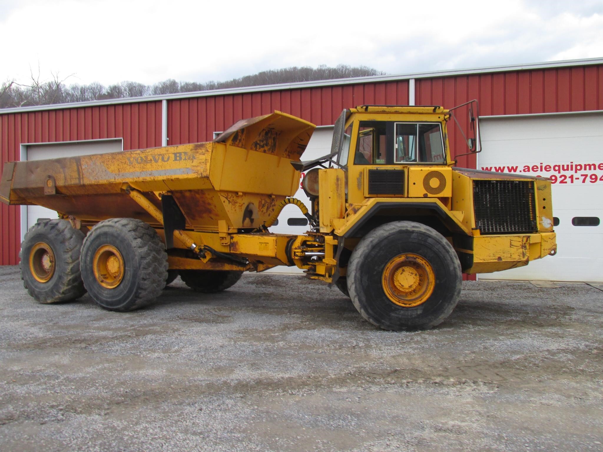 1994 VOLVO A35 in Rich Creek, VA
