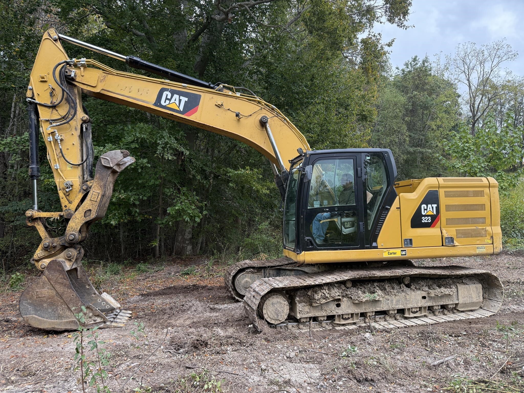 2018 CATERPILLAR 323 in Rockwell, NC
