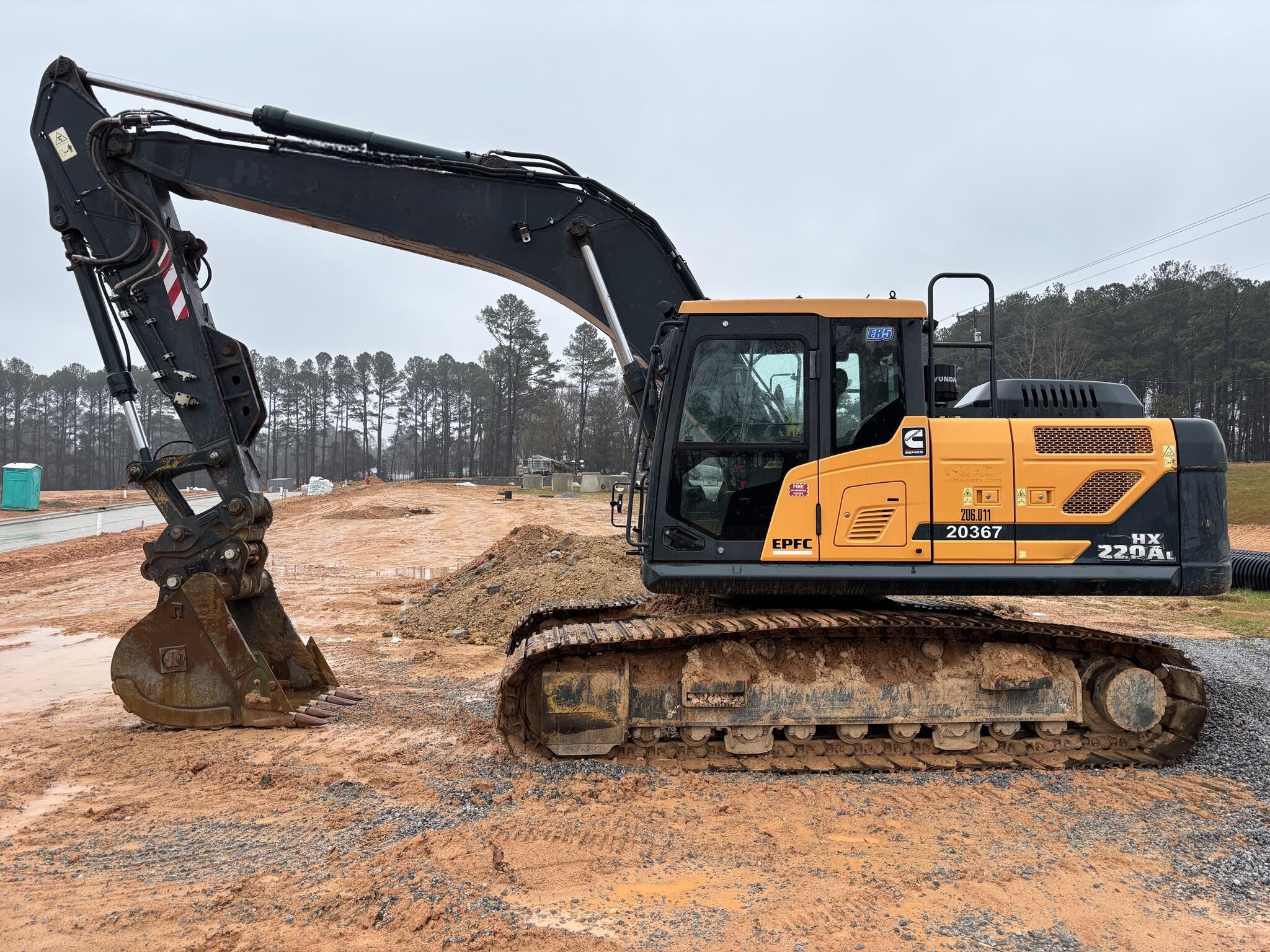 2021 HYUNDAI HX220AL in Rockwell, NC