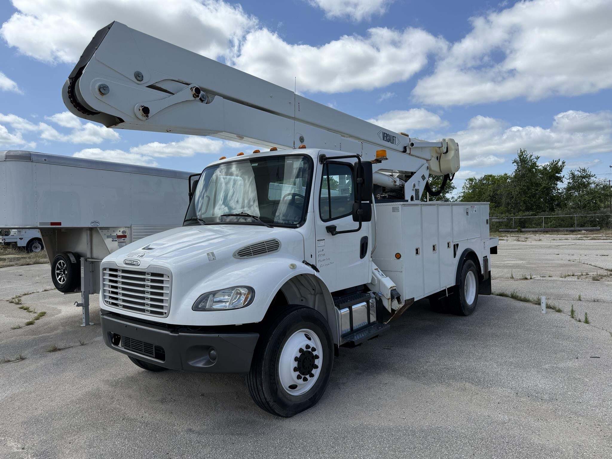 2016 VERSALIFT VO455MHI in Mineral Wells, TX