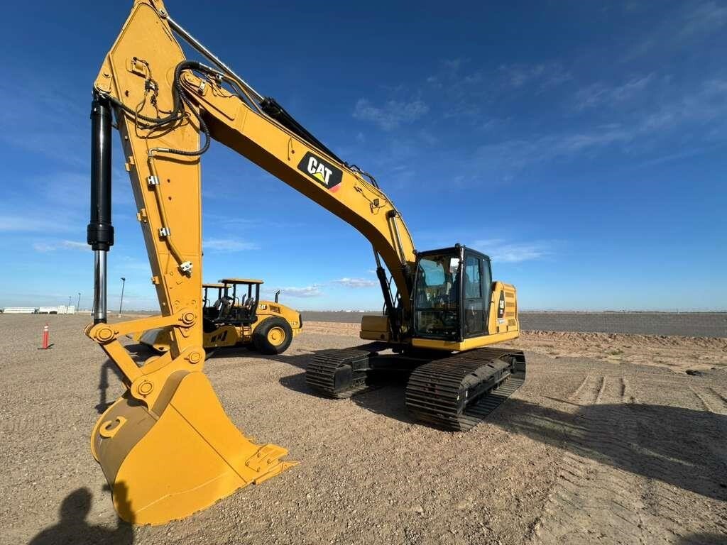 2022 CATERPILLAR 323 in Yuma, AZ