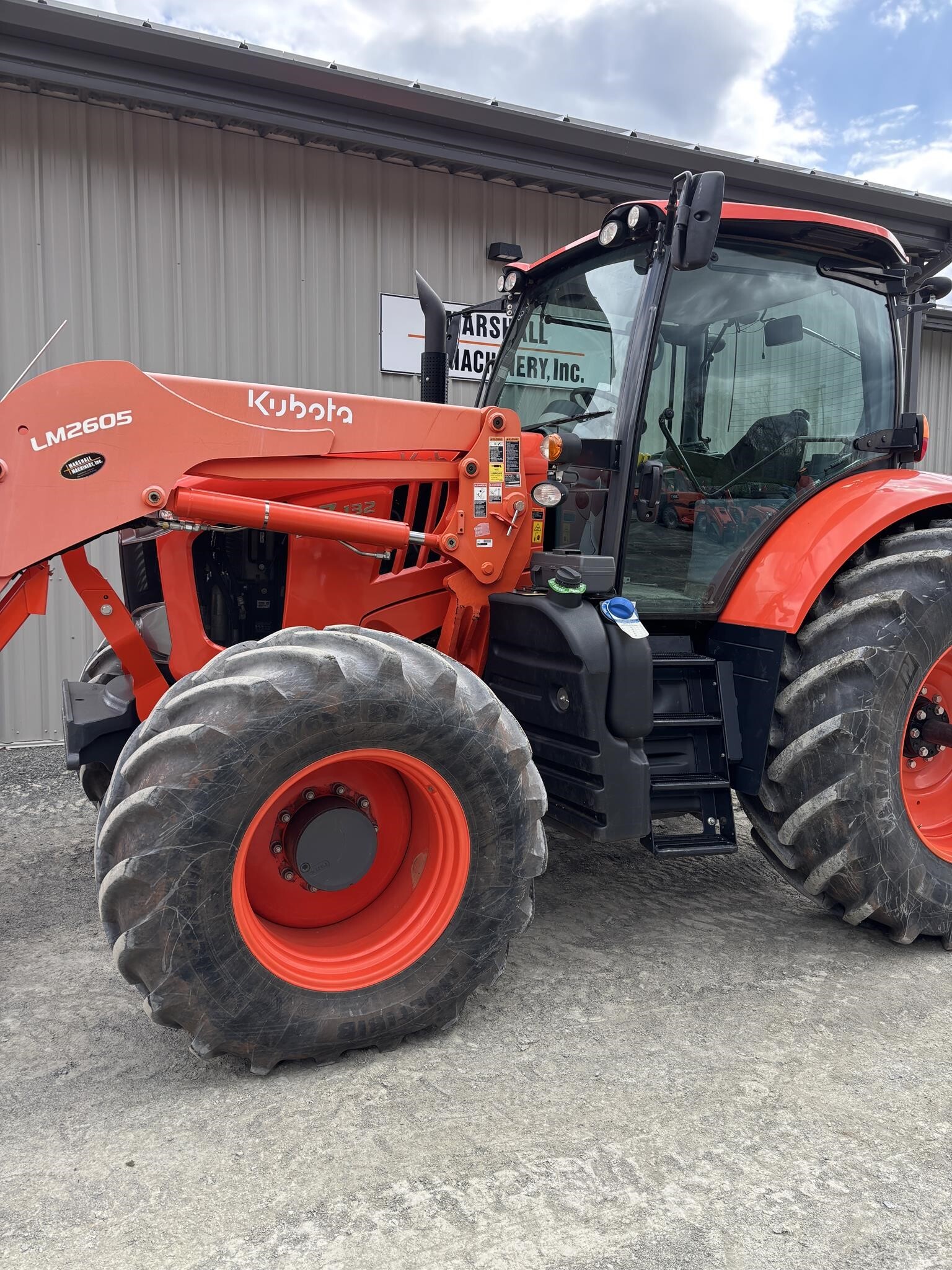 2022 KUBOTA M7-132 DELUXE in Kirkwood, NY