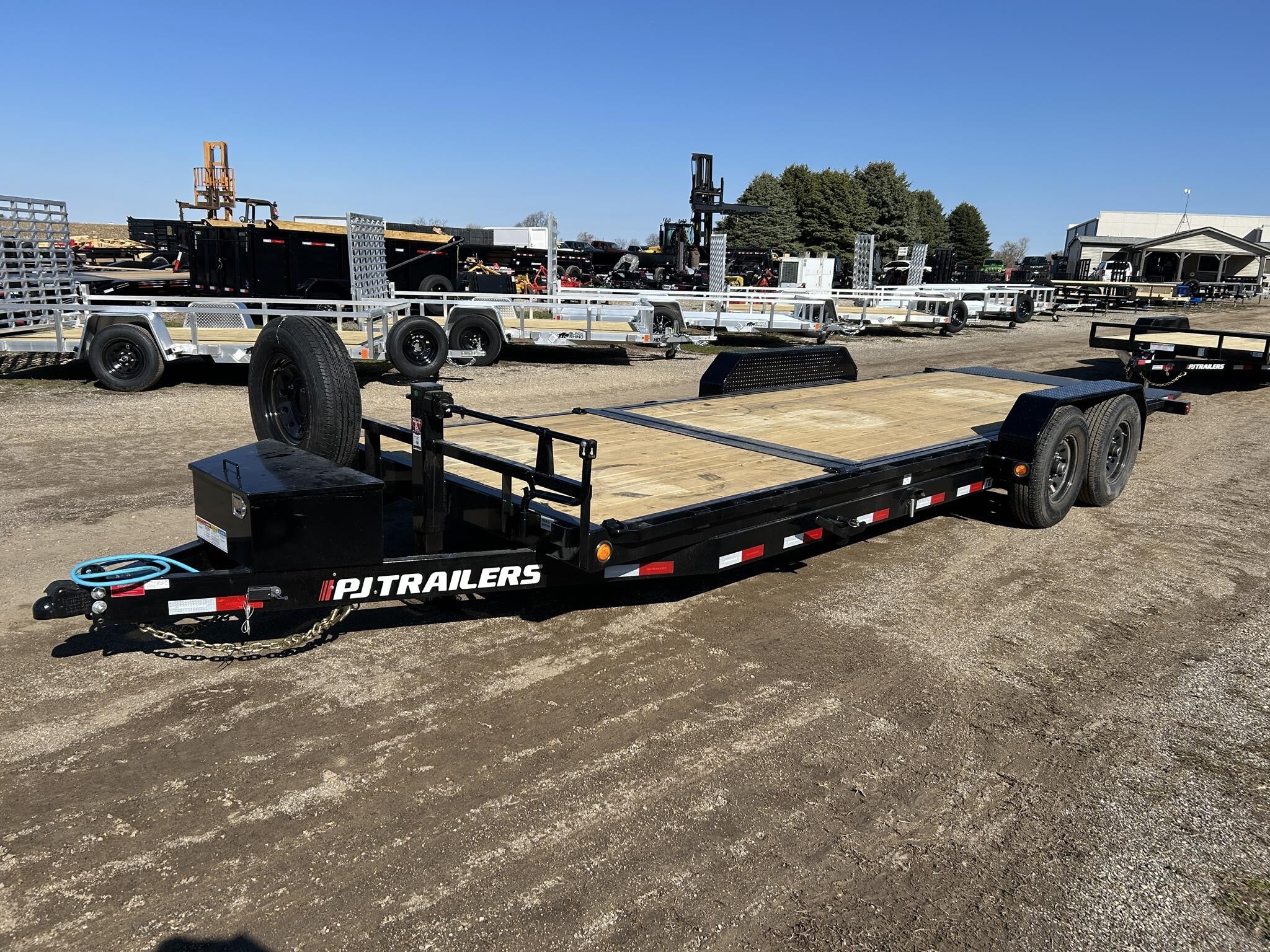 2026 PJ T6 83"X22' 14' PARTIAL TILT FLATBED TRAILER in Pecatonica, IL