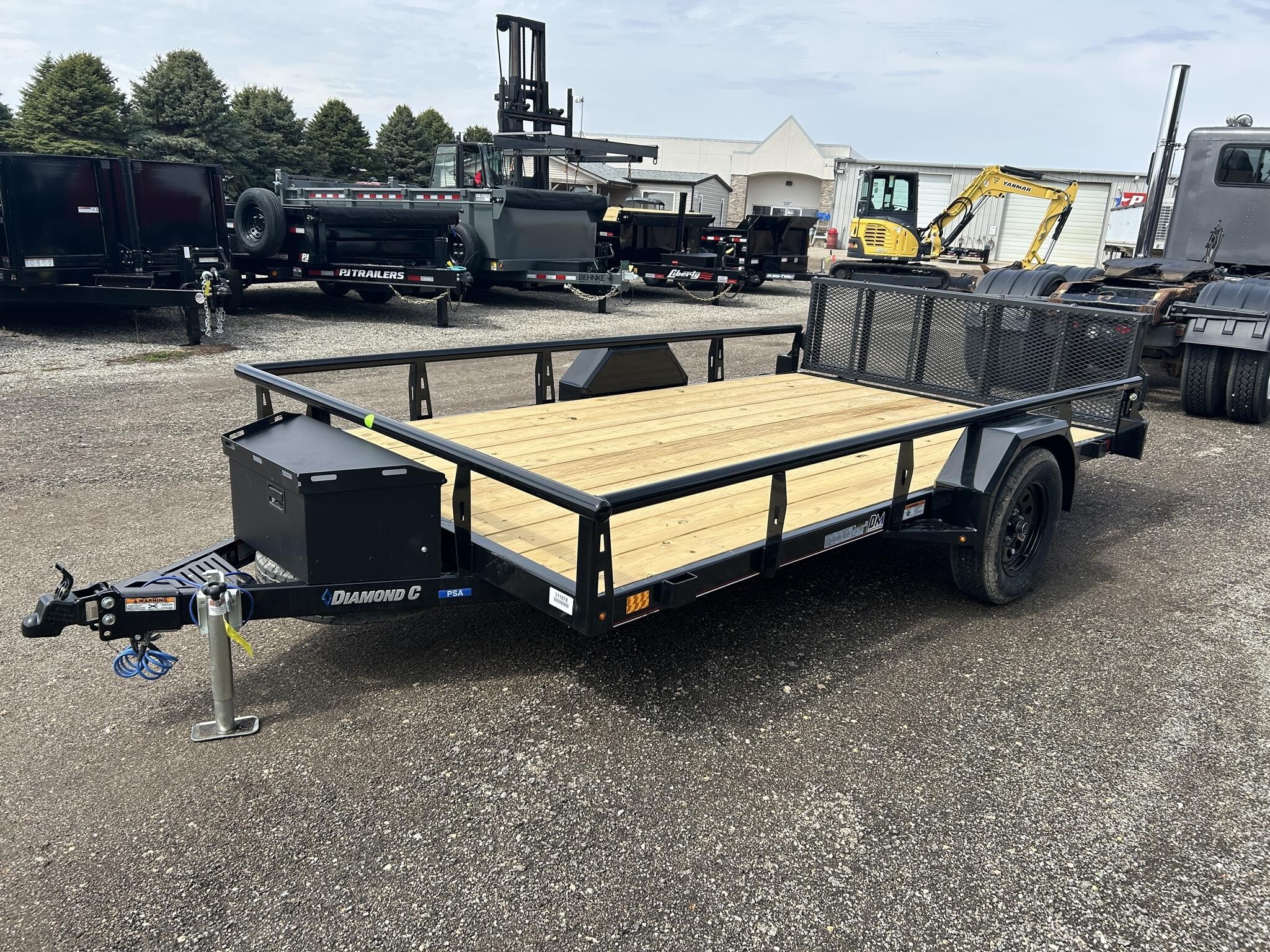 2026 DIAMOND C PSA 83"X14' 3KSA UTILITY FLATBED TRAILER in Pecatonica, IL