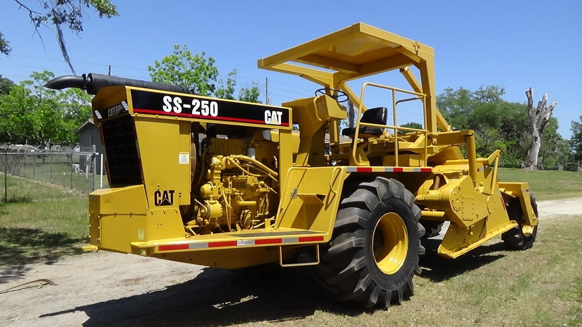 1986 CATERPILLAR SS-250 in Ocala, FL