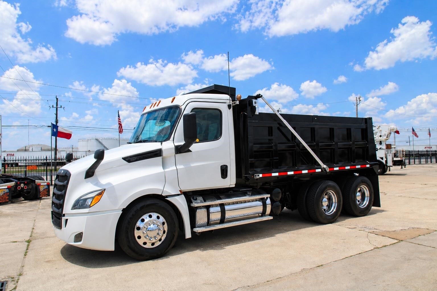 2019 FREIGHTLINER CASCADIA 126 in Hutchins, TX