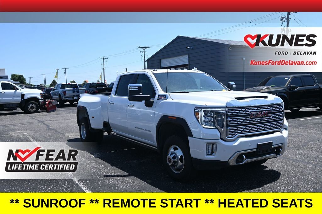 2023 GMC SIERRA in Delavan, WI