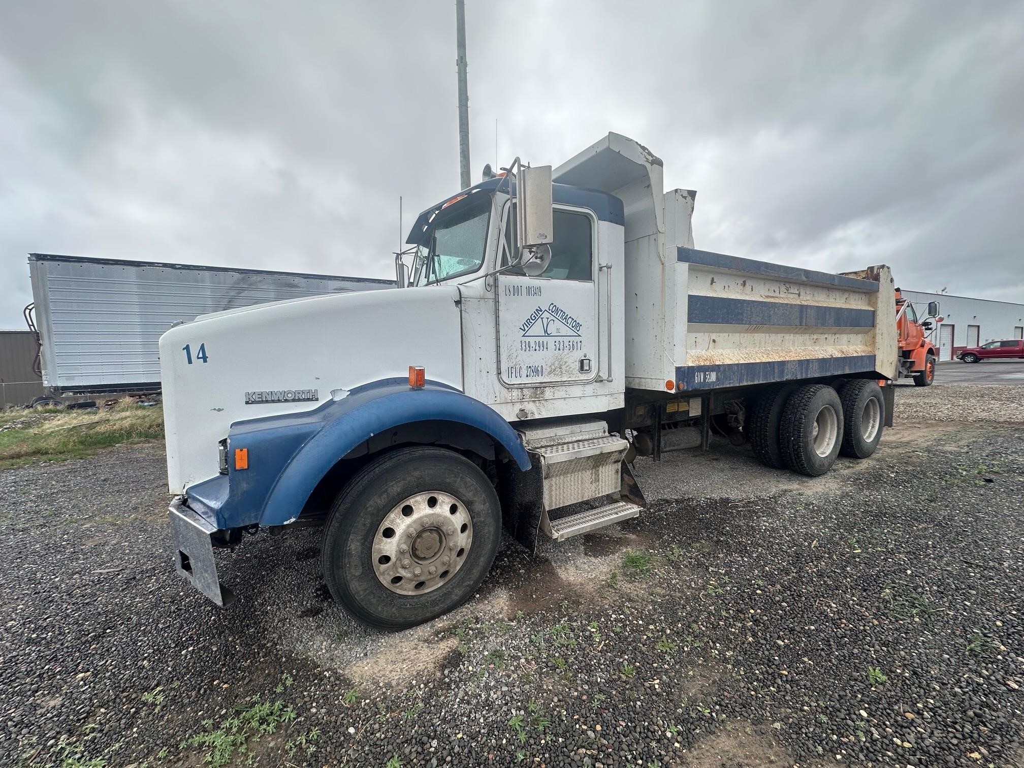 1995 KENWORTH T800 in Idaho Falls, ID