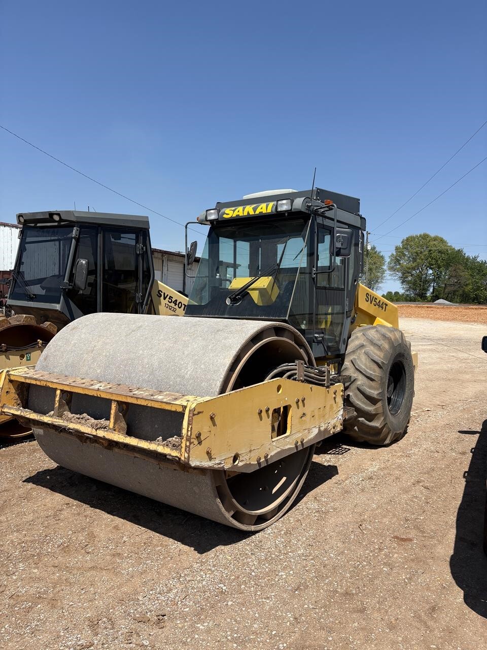 2018 SAKAI SV544T in Florence, AL