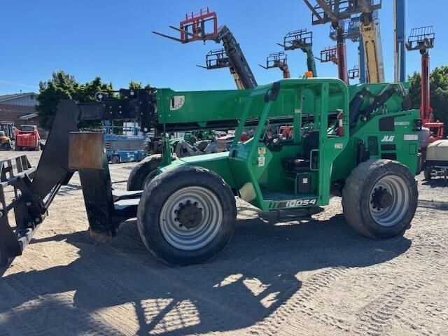 2018 SKY TRAK 10054 in Bend, OR