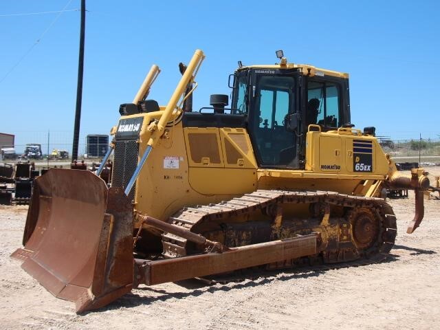 2017 KOMATSU D65EX-18 in Tyler, TX