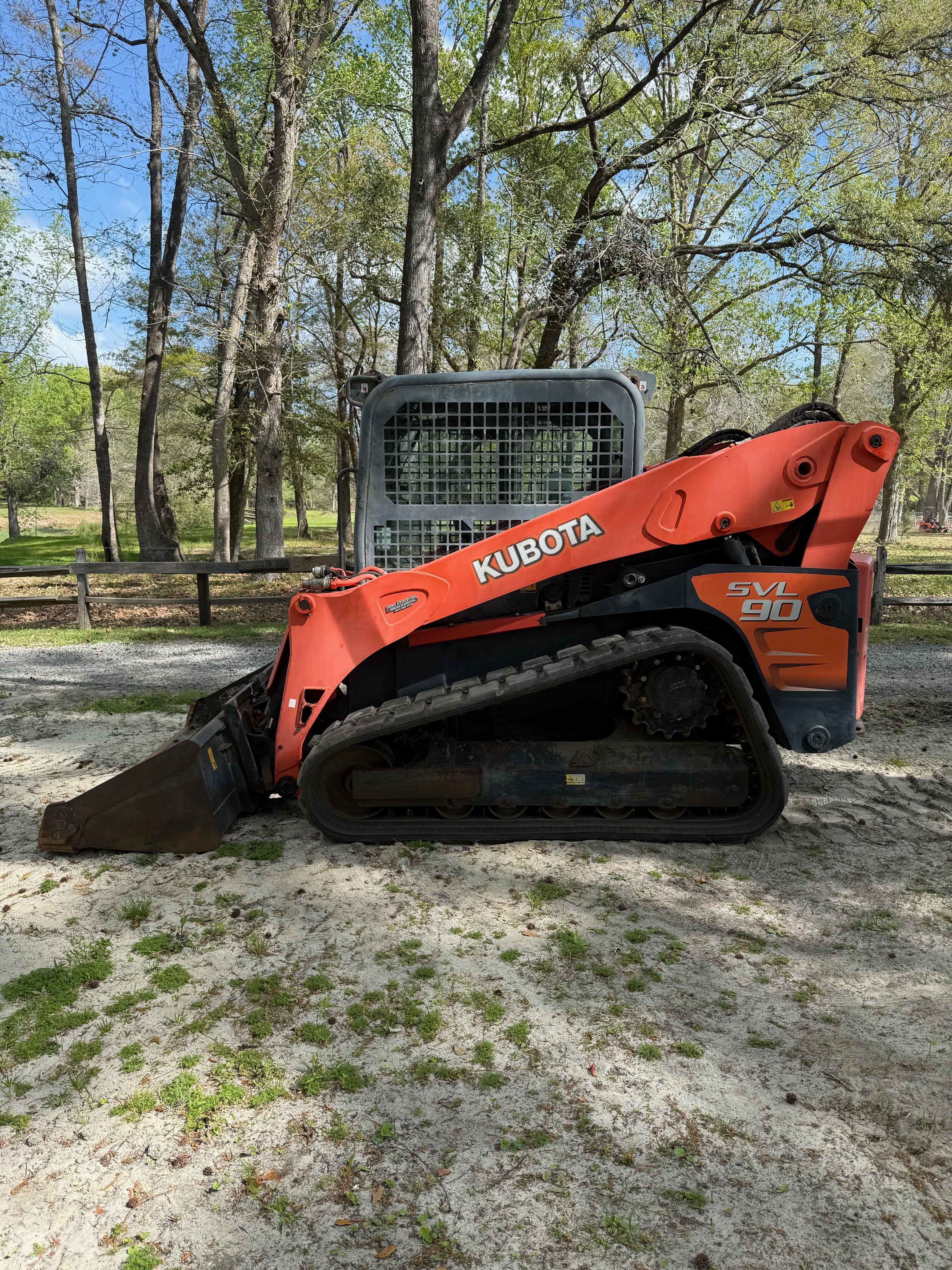 2011 KUBOTA SVL90HFC in Adams Run, SC