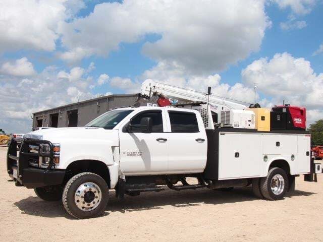 2021 CHEVROLET SILVERADO 5500HD in Weatherford, TX