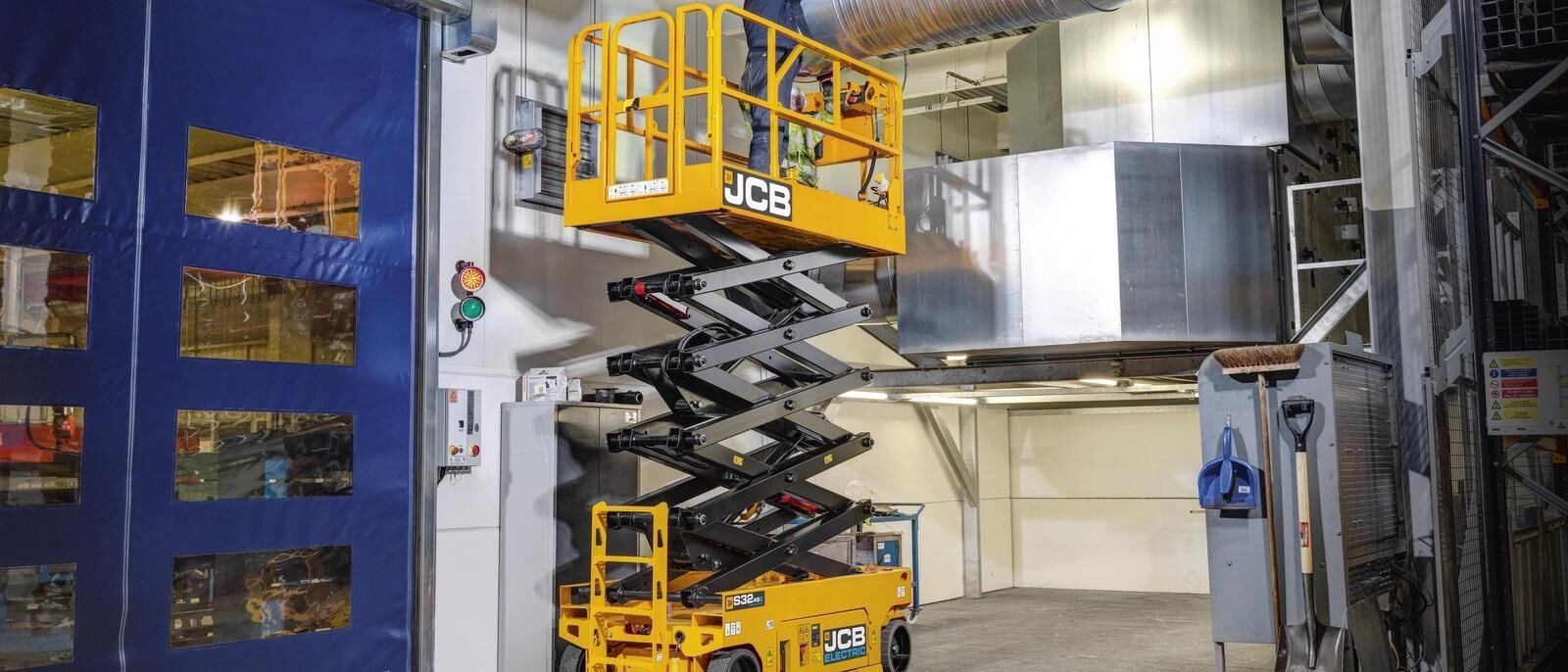 2023 JCB S3246E in Warrington, PA