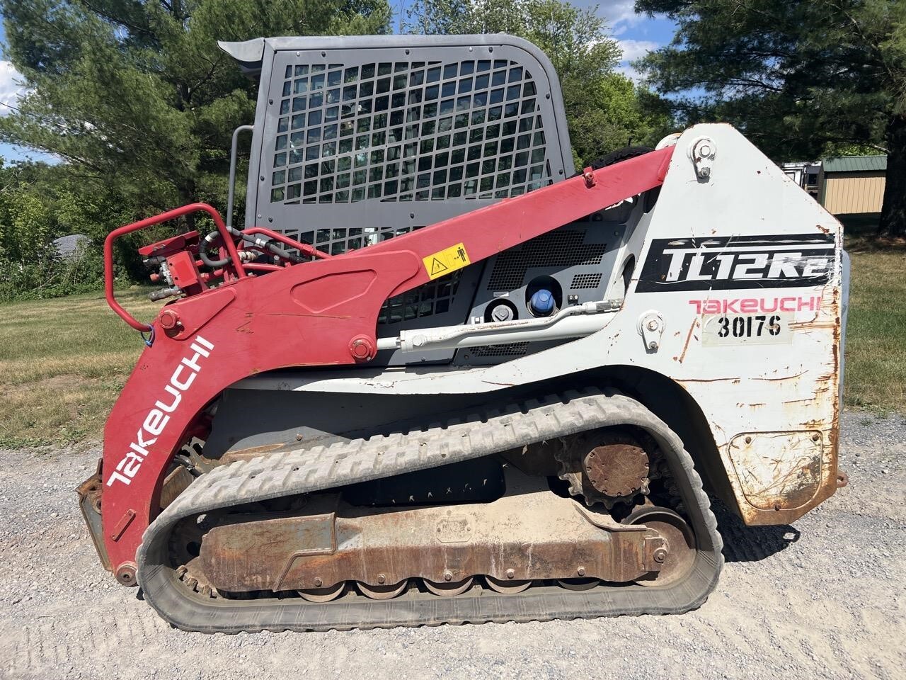 2017 TAKEUCHI TL12R2 in Manheim, PA