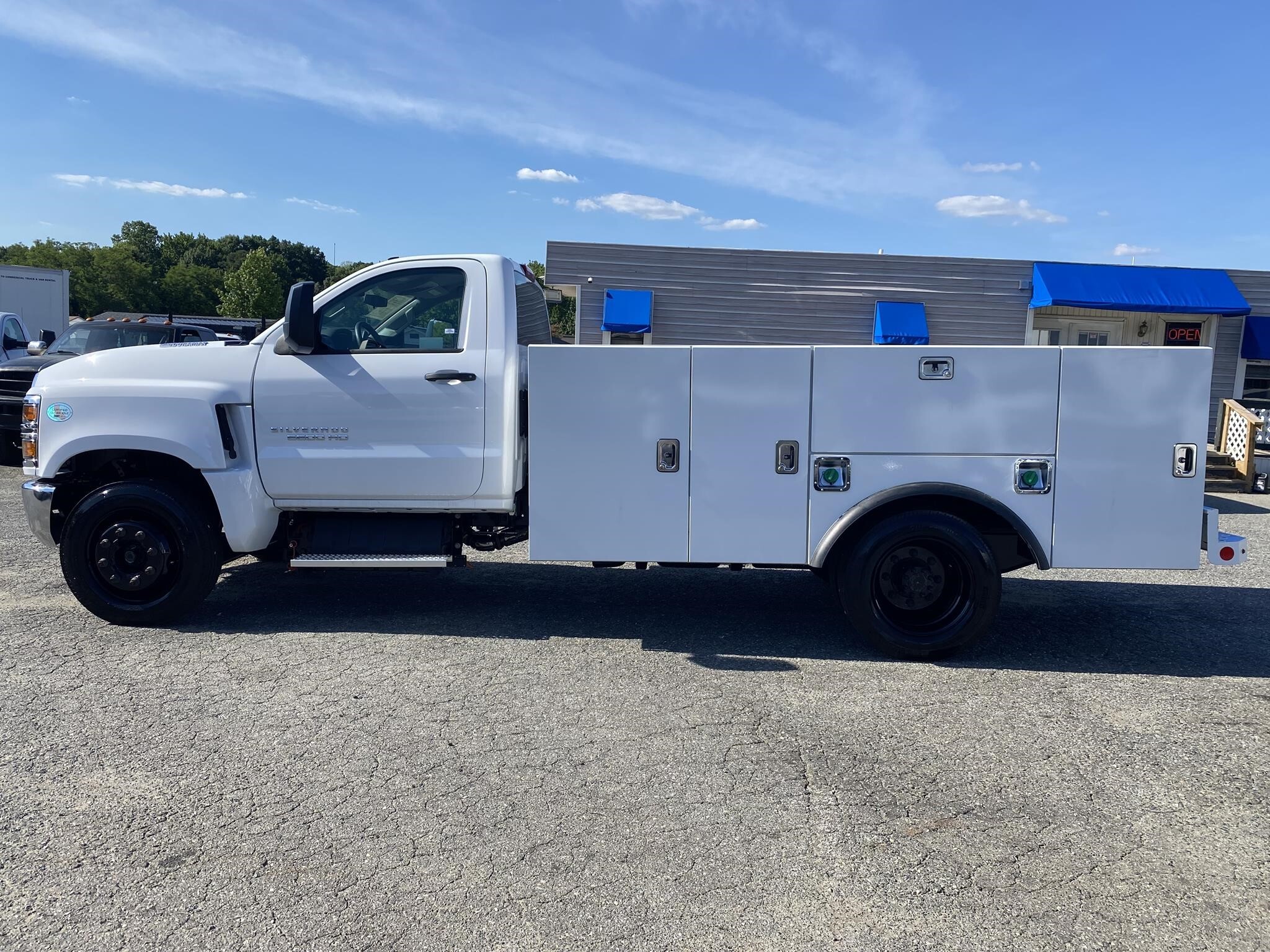2024 CHEVROLET SILVERADO 5500HD in Greensboro, NC