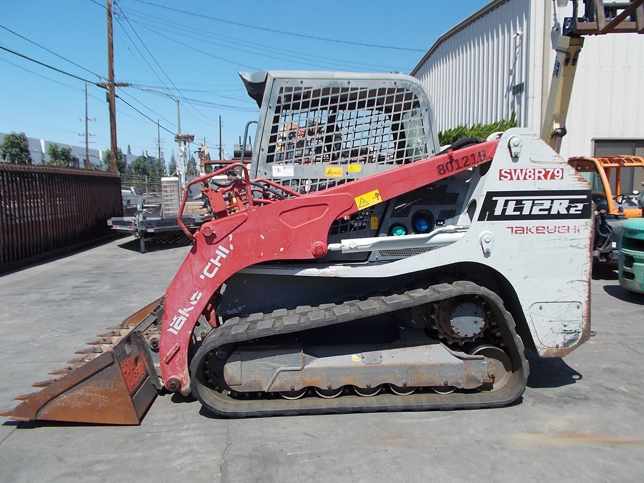 2019 TAKEUCHI TL12R2 in Long Beach, CA