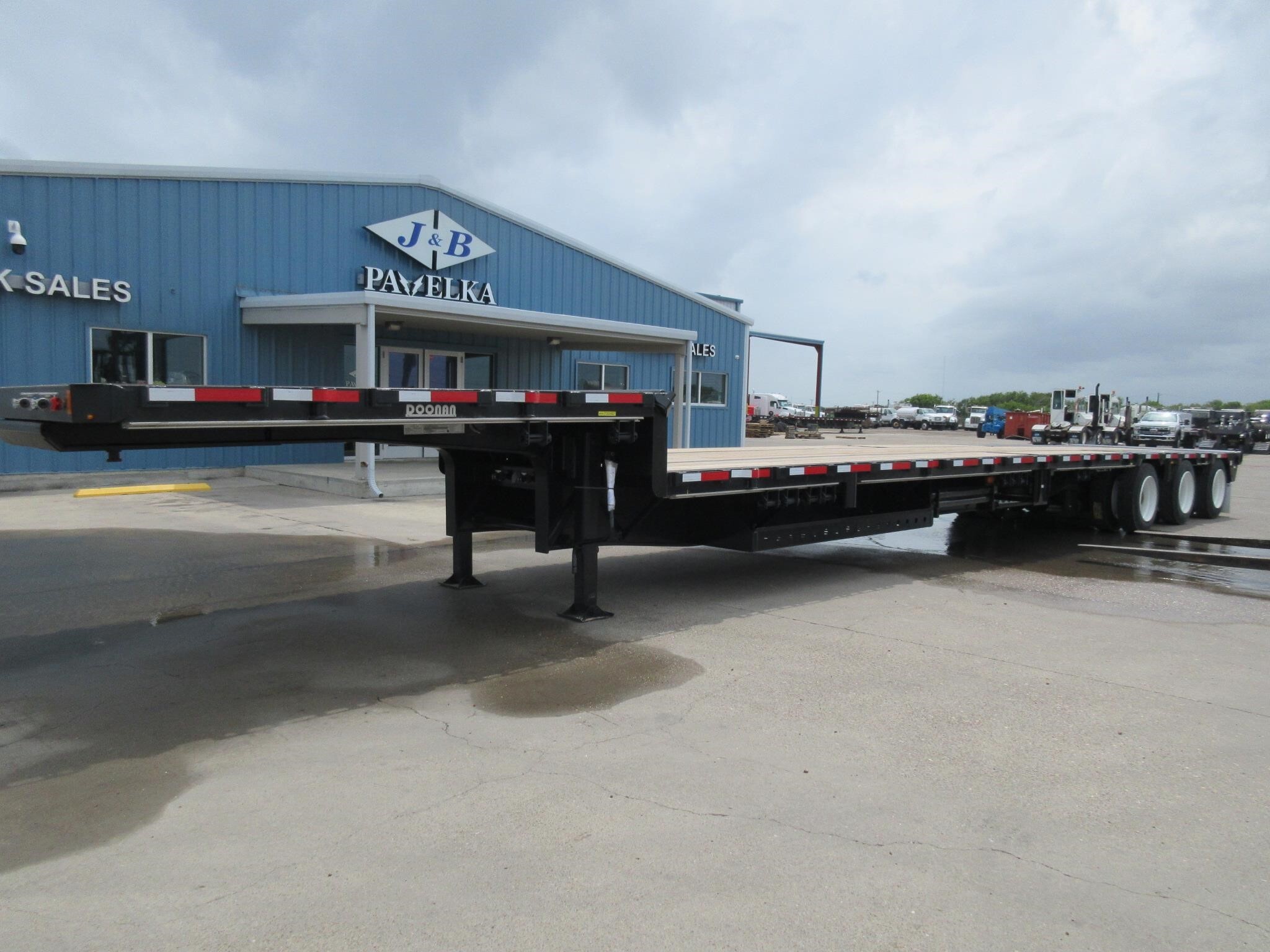 2026 DOONAN 53X102 THREE AXLE DROP DECK WITH TAIL ROLLER in Houston, TX