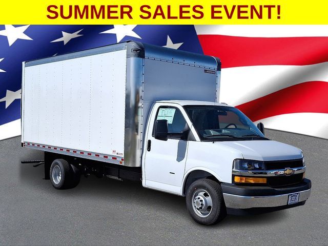 2025 CHEVROLET Express 3500 in Woodbine, NJ