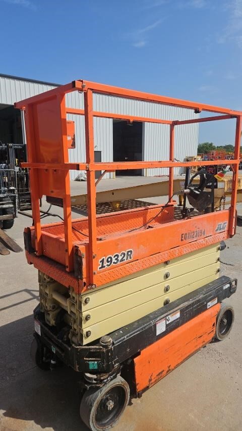 2020 JLG 1932R in Omaha, NE