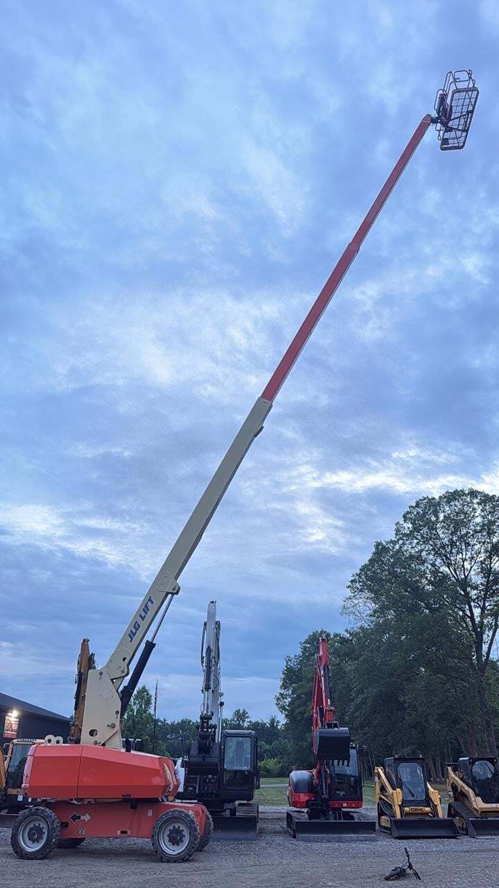 2012 JLG 800S in Dover, DE