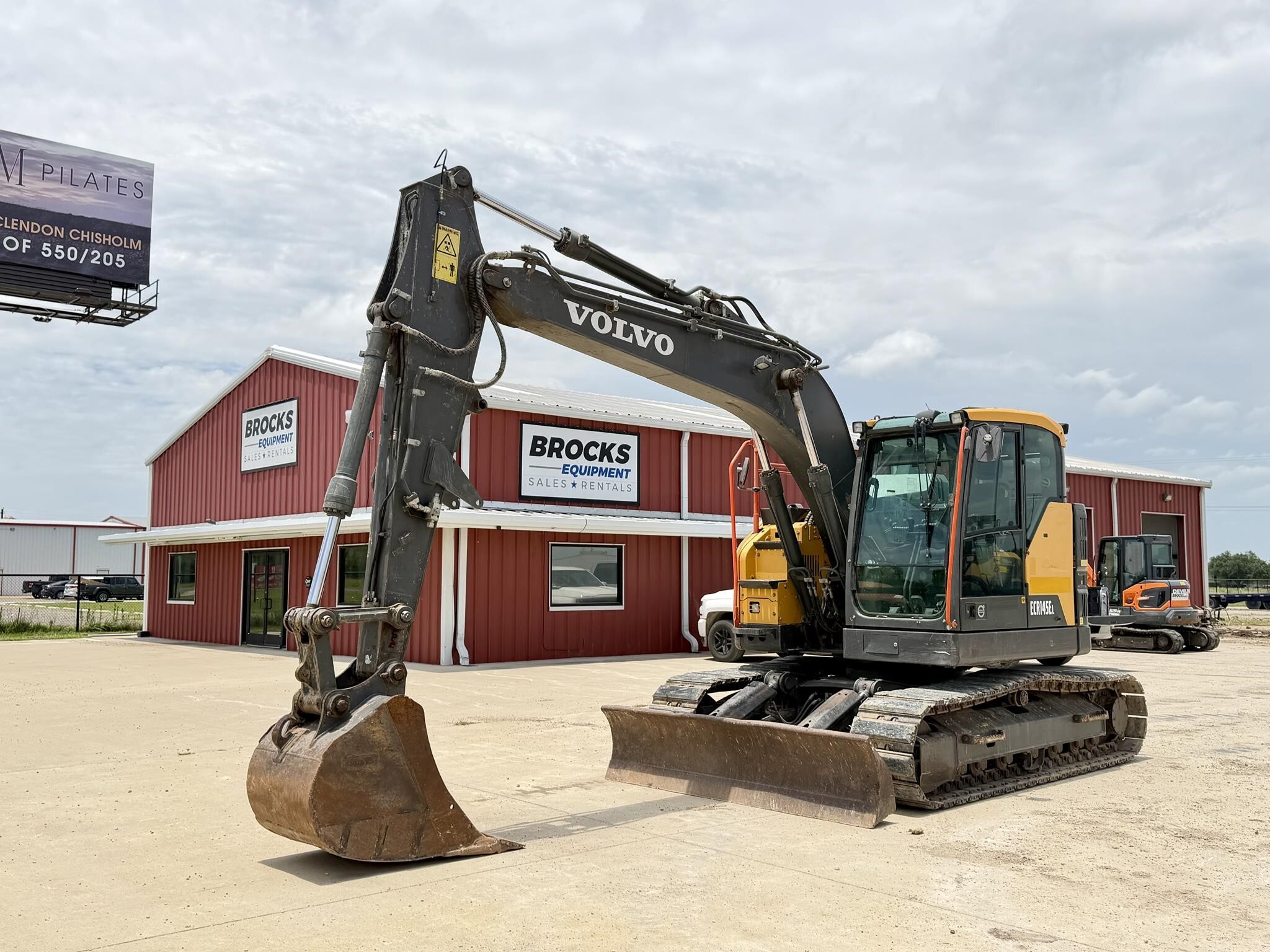 2019 VOLVO ECR145EL in Royse City, TX