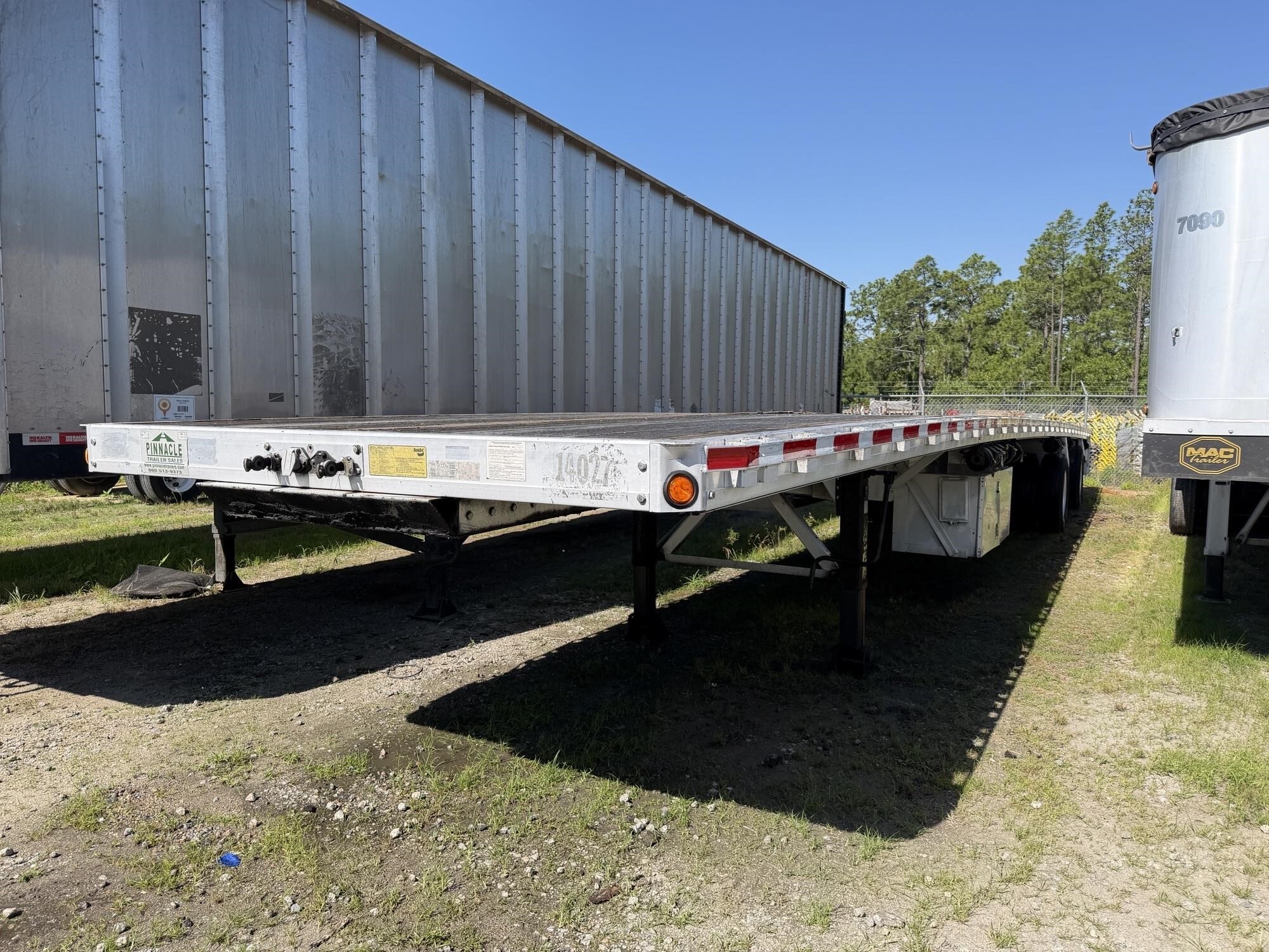 2014 REITNOUER 53' X 102" X ALUMINUM FLATBED in Wilmington, NC