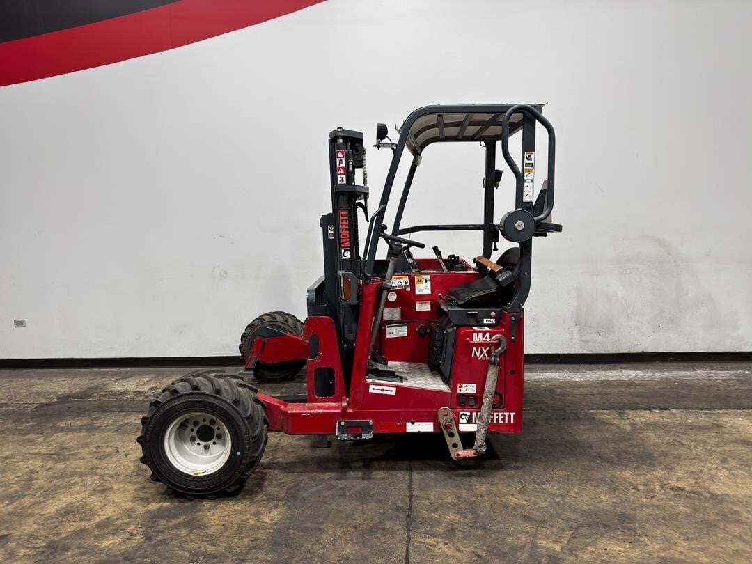 2018 MOFFETT M4 45.3P in Palmetto, FL
