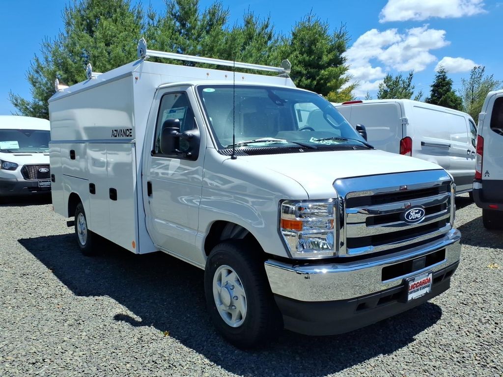 2026 Ford E-350SD in Watchung, NJ