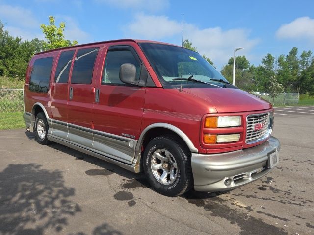 2002 GMC SAVANA in Plainfield, IN