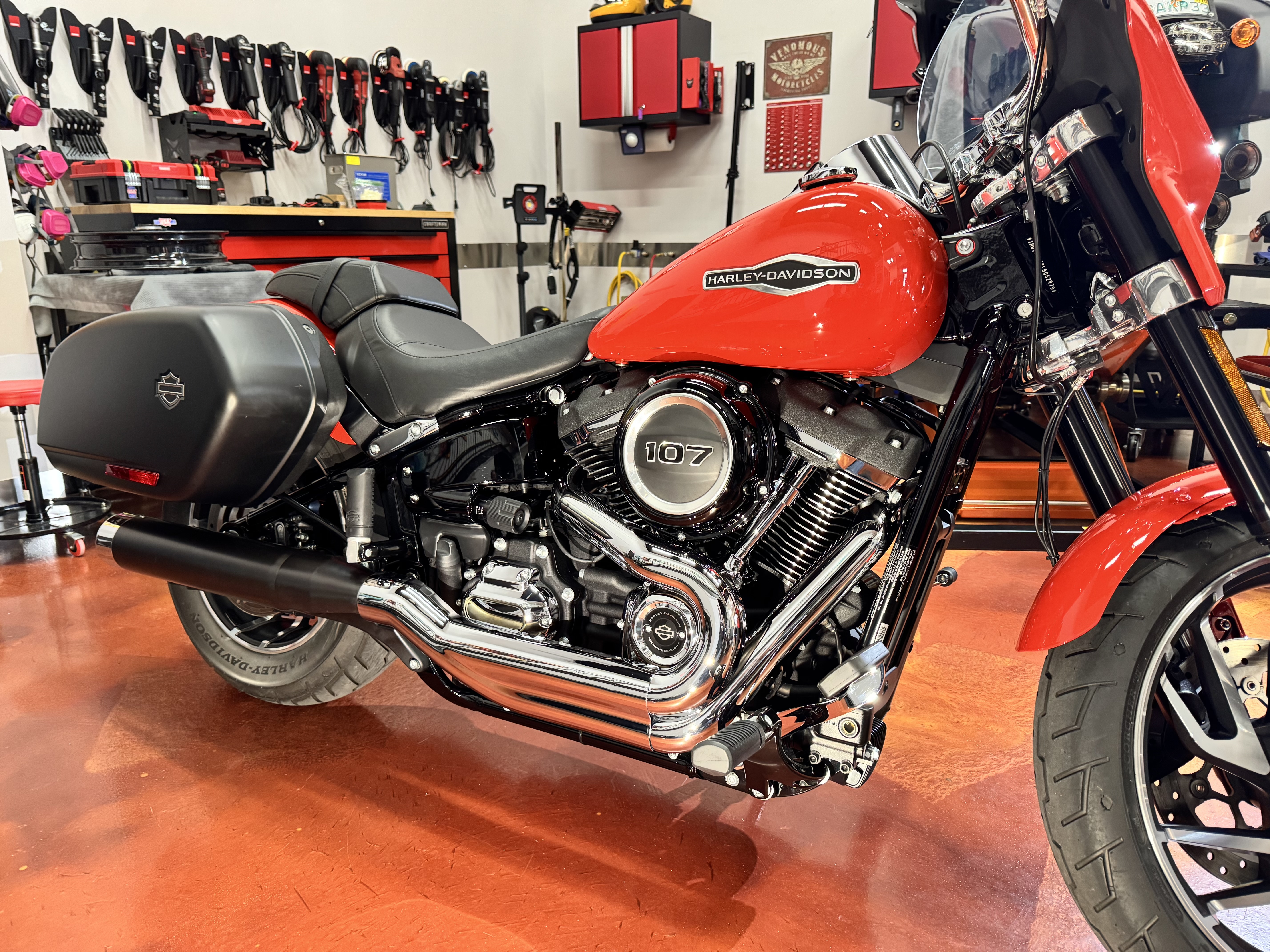 2020 Harley-Davidson SPORT GLIDE motorcycle
