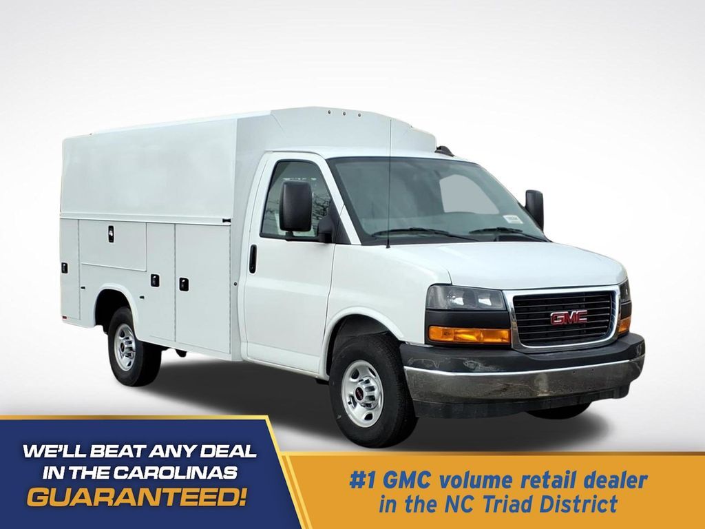 2025 GMC SAVANA in Kernersville, NC
