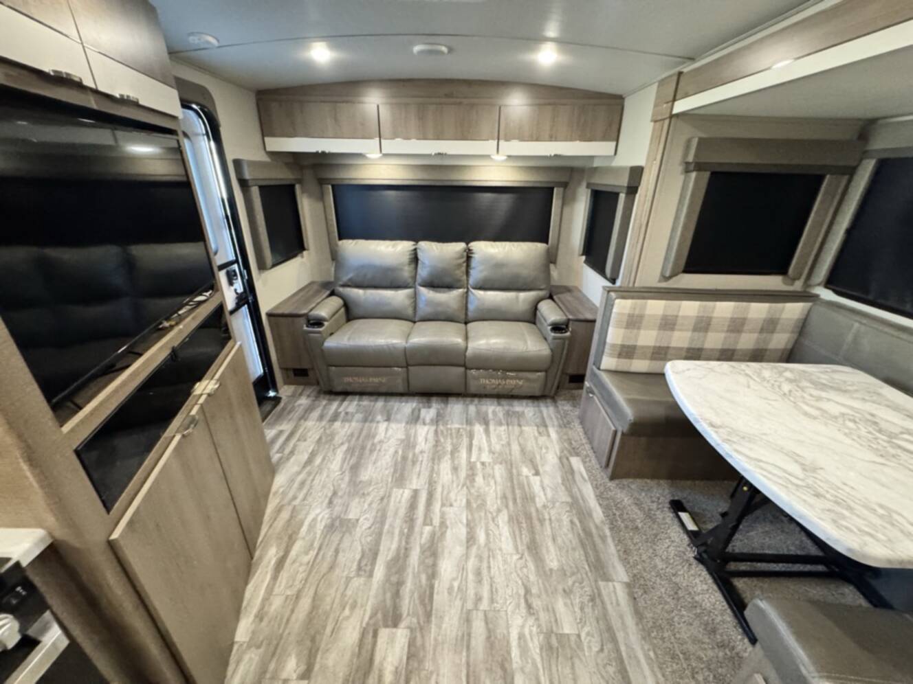 A photo of this 2021 Grand Design IMAGINE 2500RL
