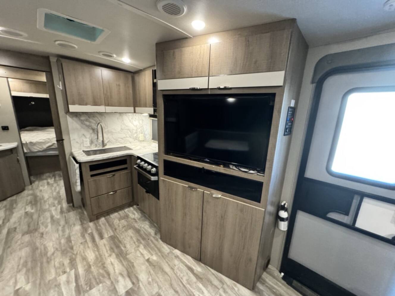 A photo of this 2021 Grand Design IMAGINE 2500RL