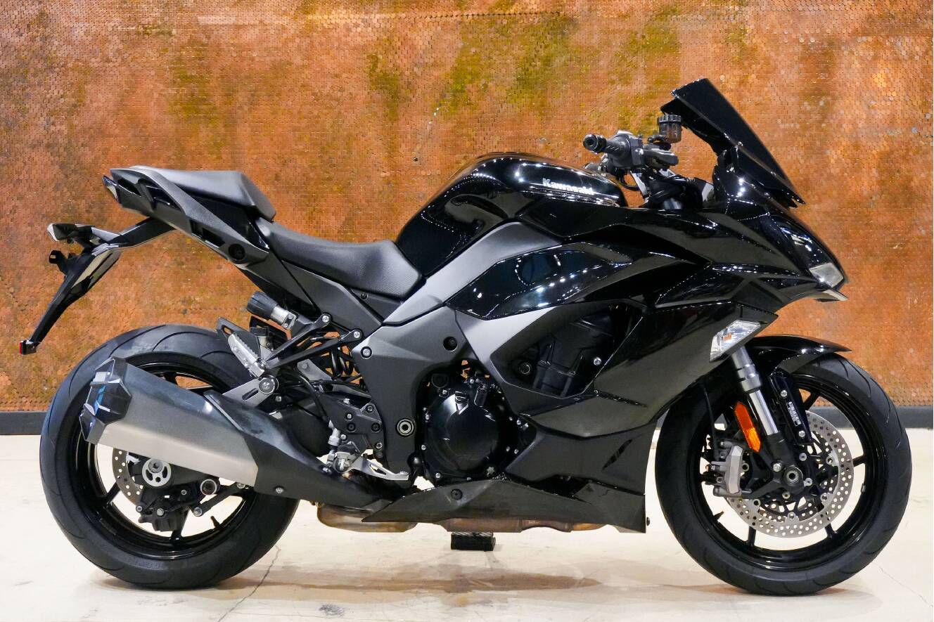 A photo of this 2021 Kawasaki NINJA 1000SX