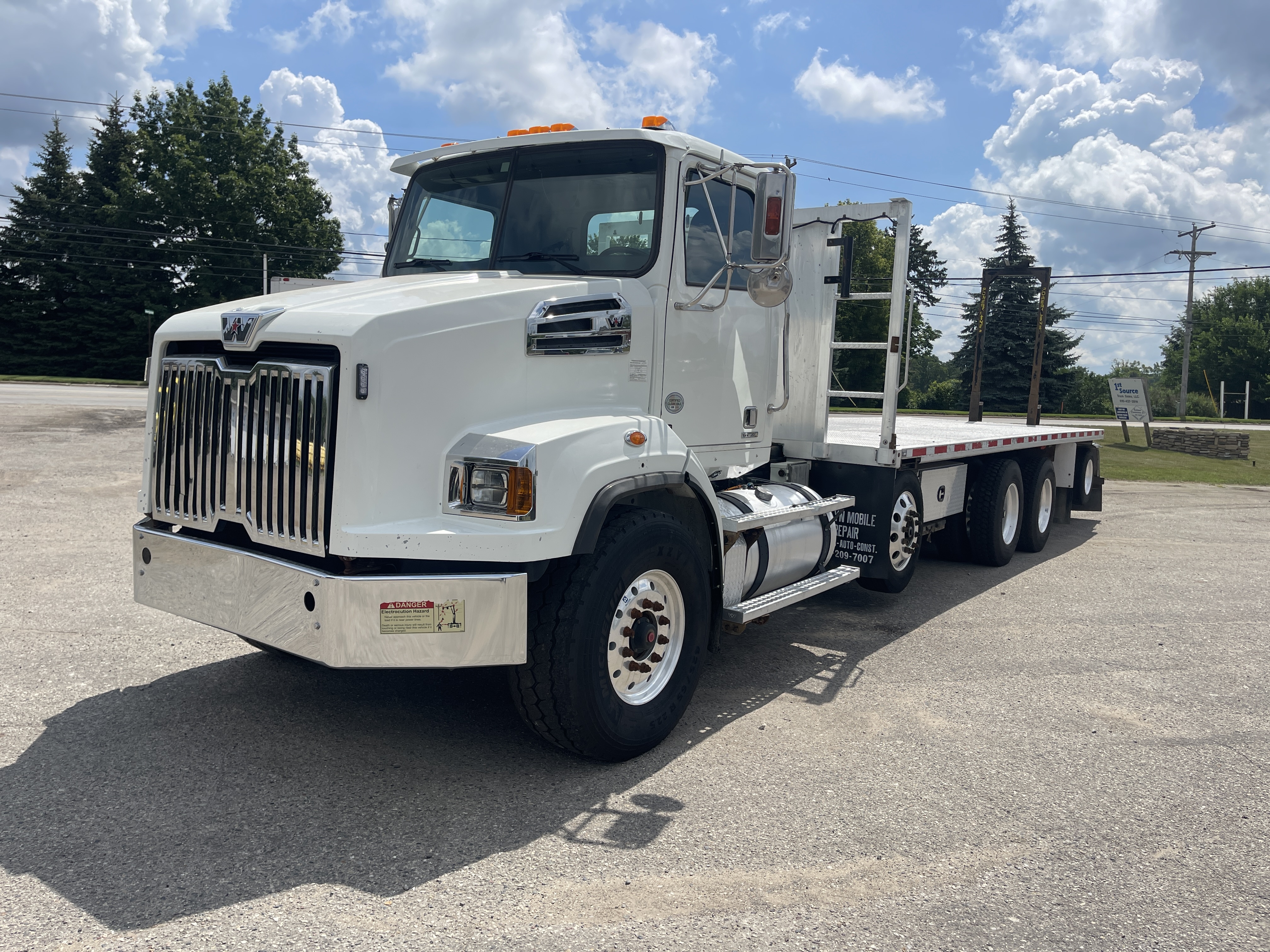 2017 WESTERN STAR CONVENTIONAL in Grand Rapids, MI