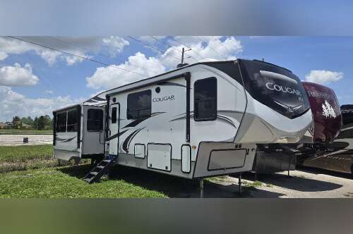 2020 Keystone COUGAR 368MBI in sebring FL