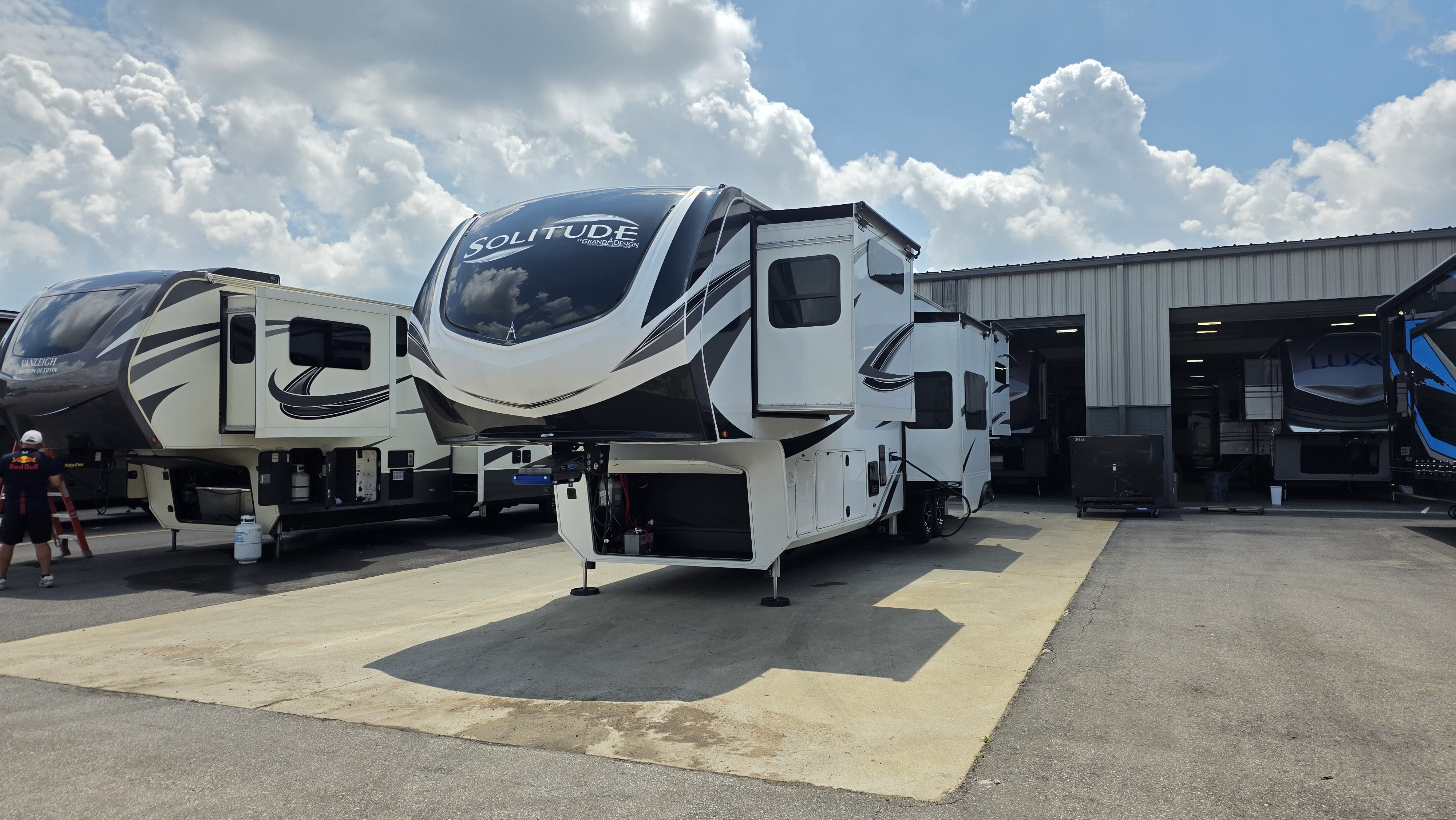 2024 Grand Design SOLITUDE 390RK RV